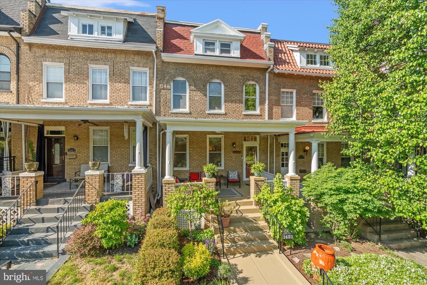 1421 Crittenden Street NW photo 2