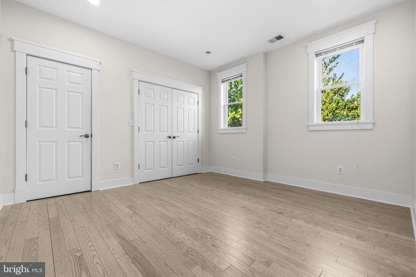 1608 Kearny Street NE photo 30