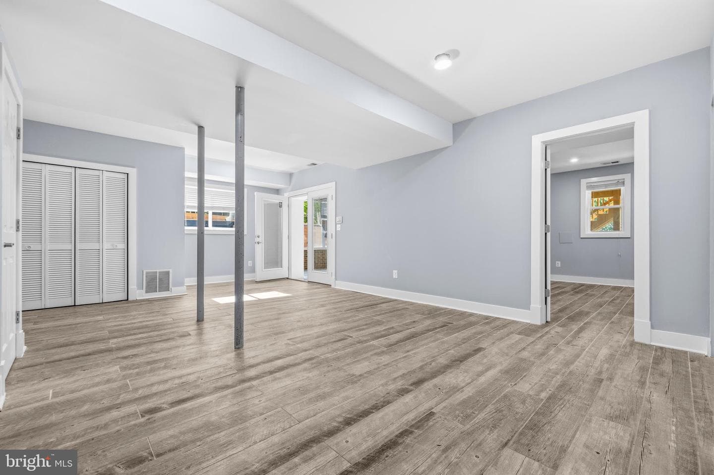 1608 Kearny Street NE photo 39