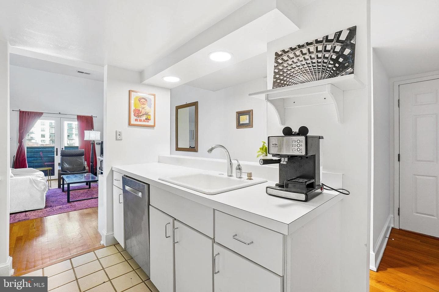 301 G Street NE #32 photo 5