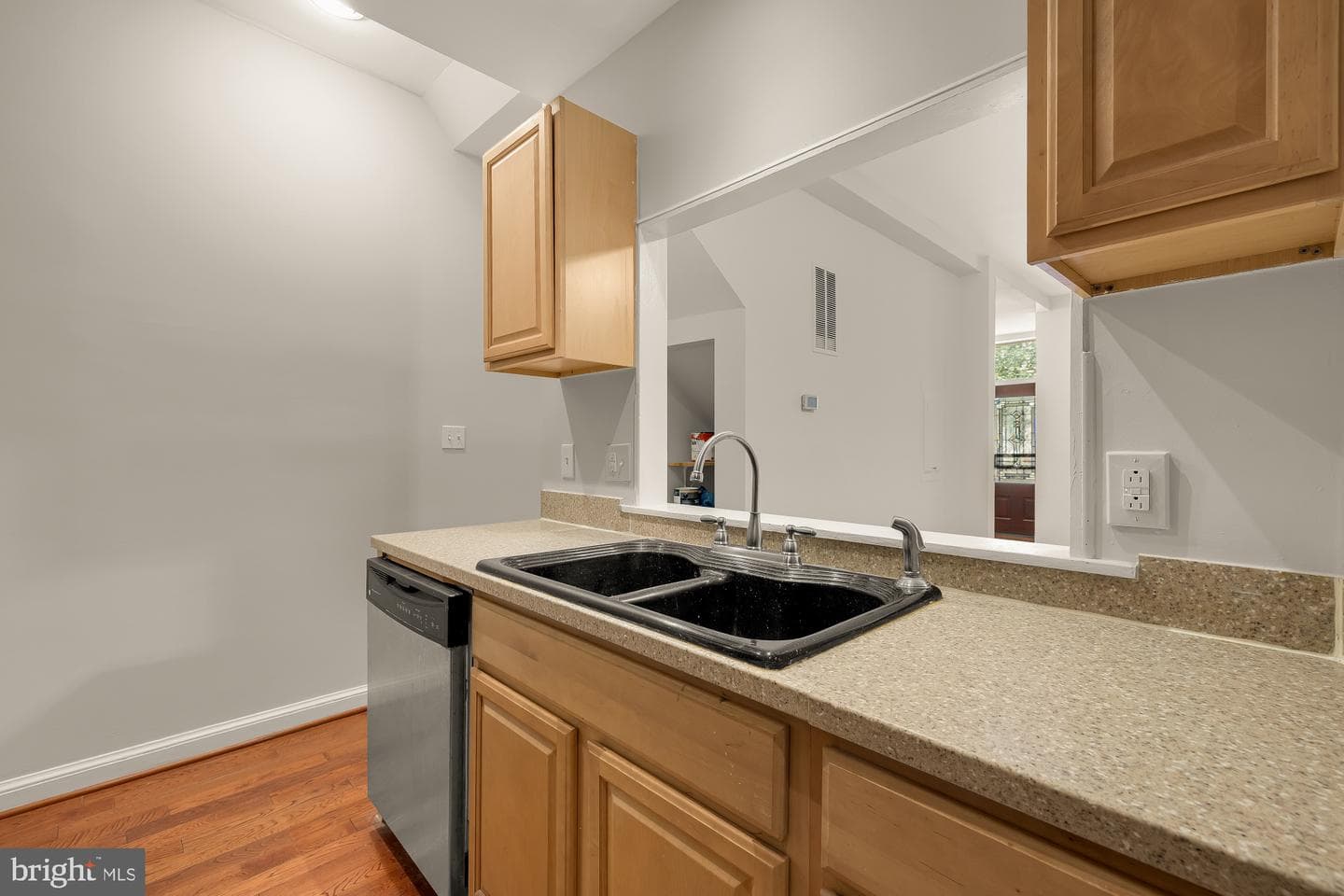 601 L Street NE photo 14