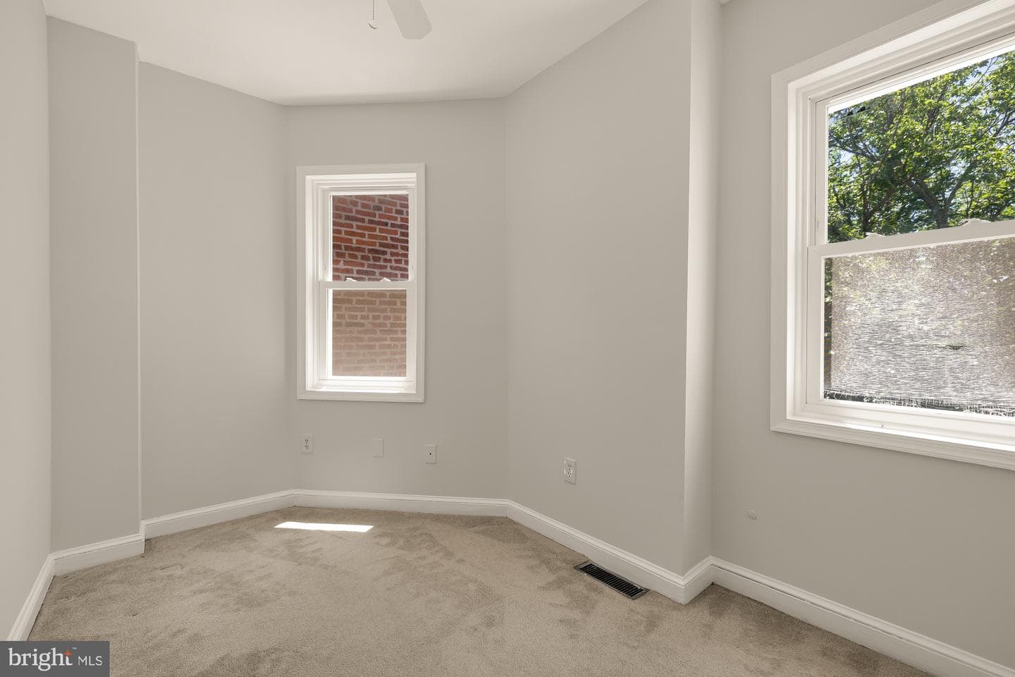 601 L Street NE photo 37