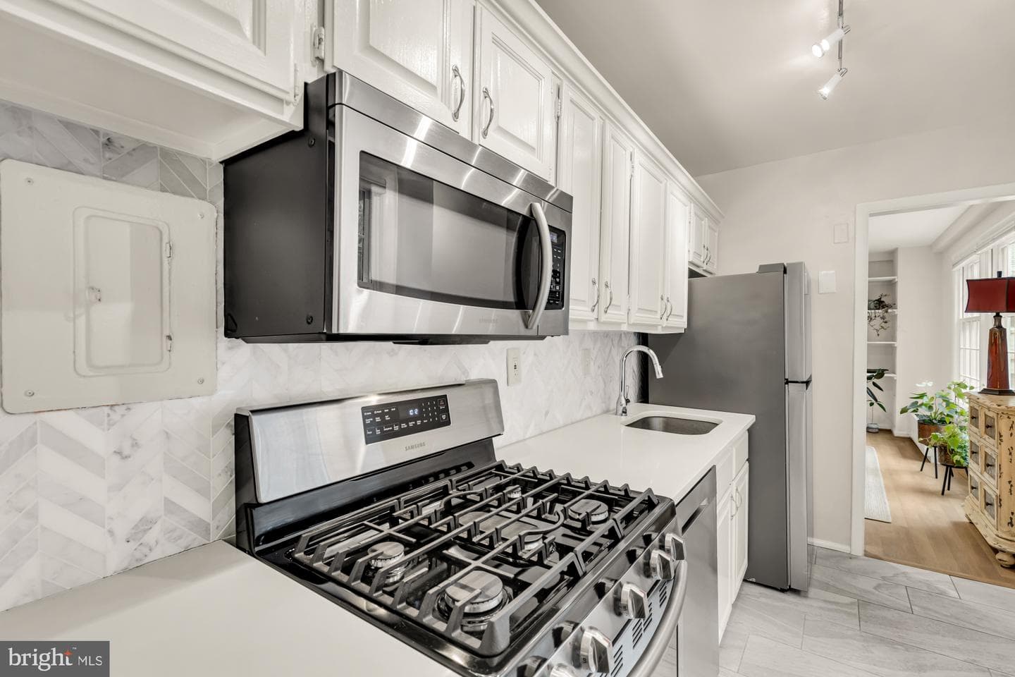 1880 Columbia Road NW #203 photo 10