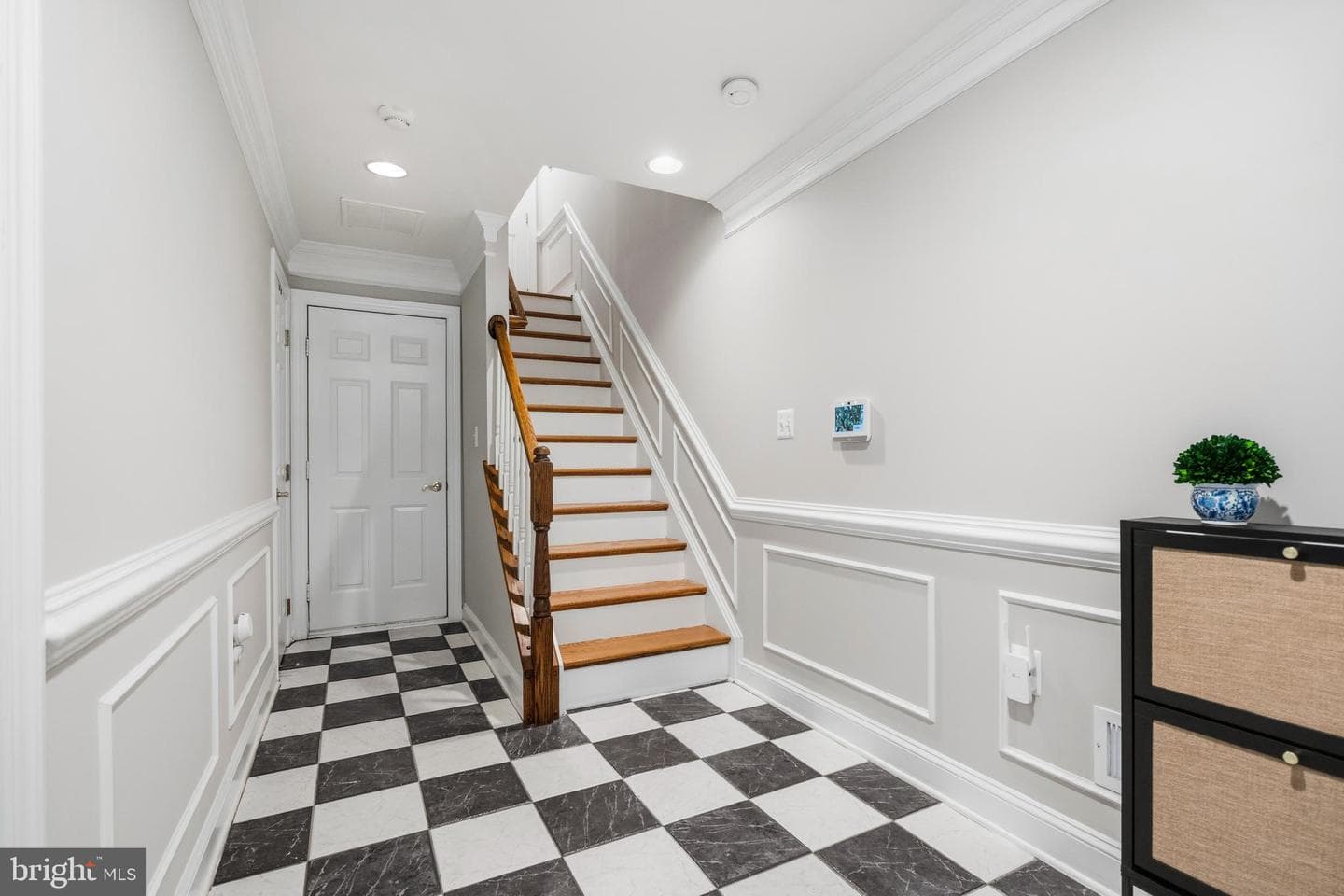 5352 43rd Street NW photo 3