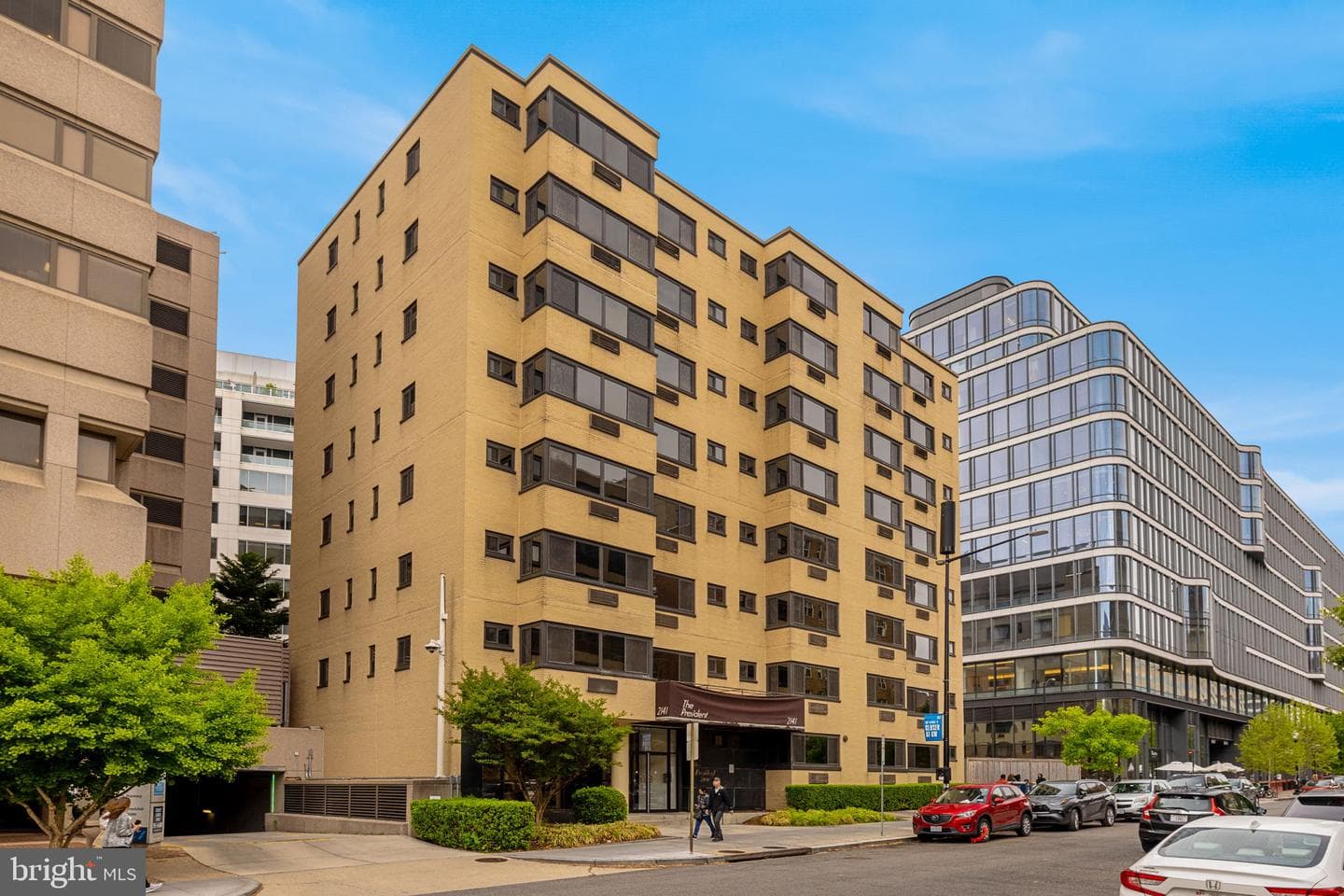 2141 I Street NW #204