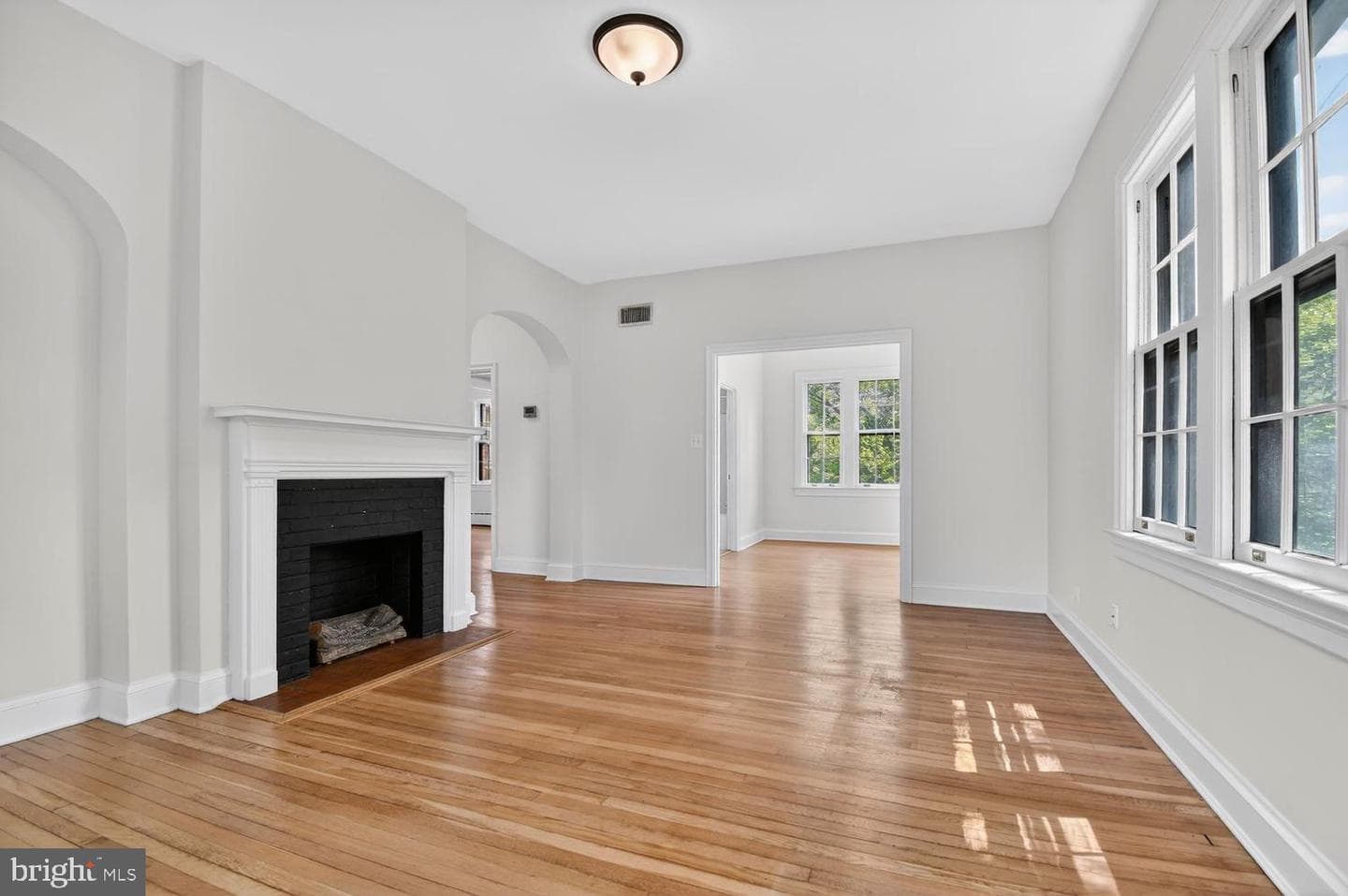 3016 Tilden Street NW #403 photo 3