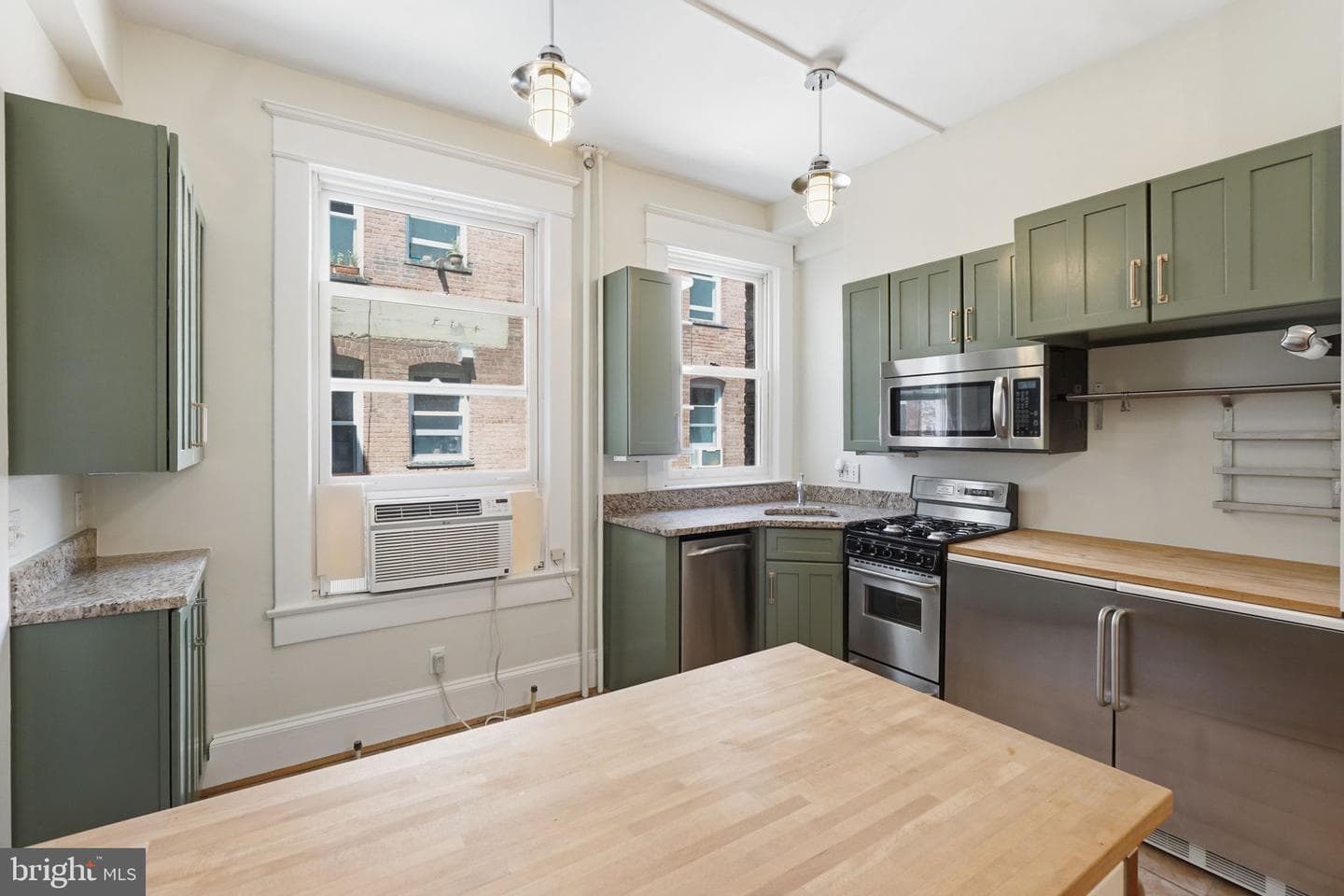 1736 Columbia Road NW #307 photo 10