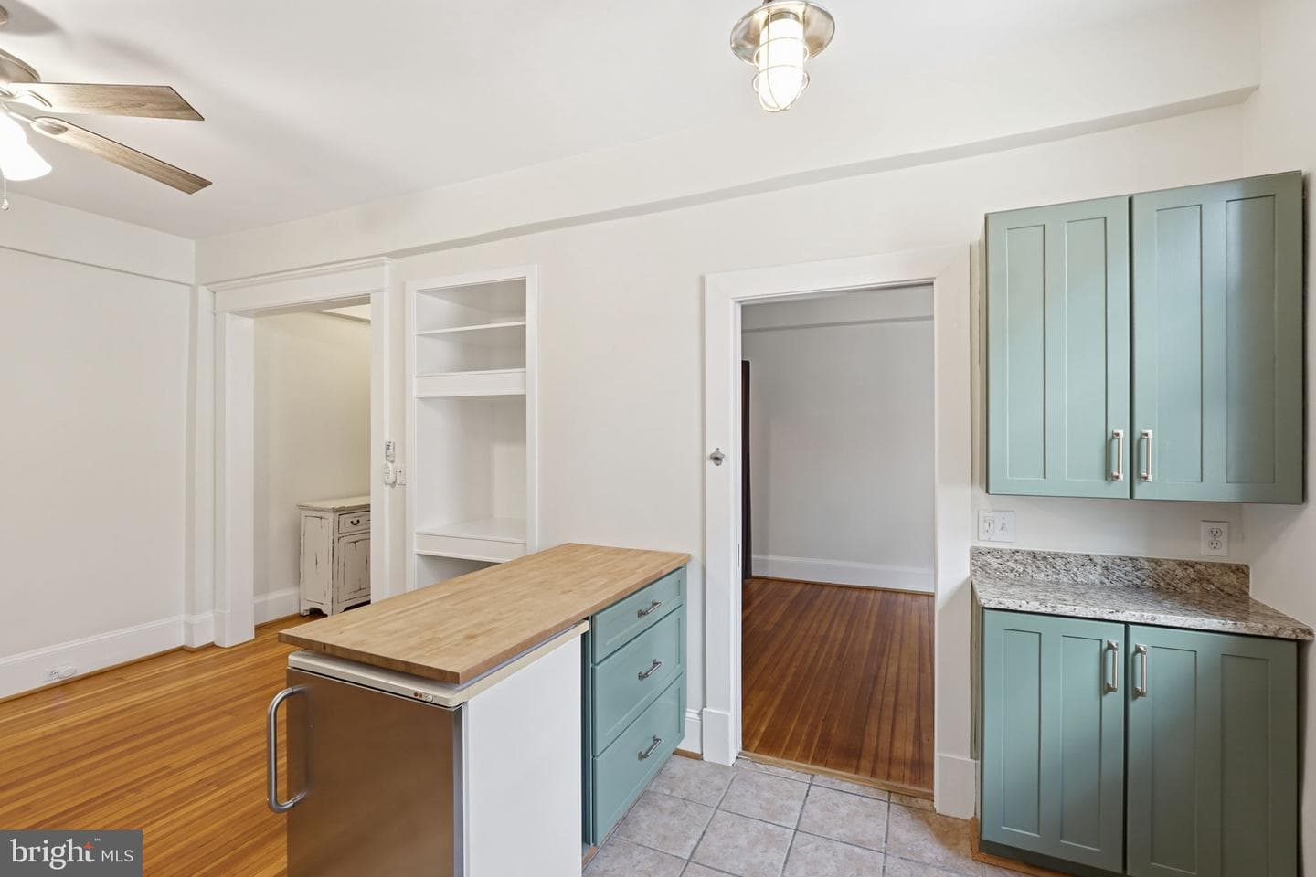 1736 Columbia Road NW #307 photo 15