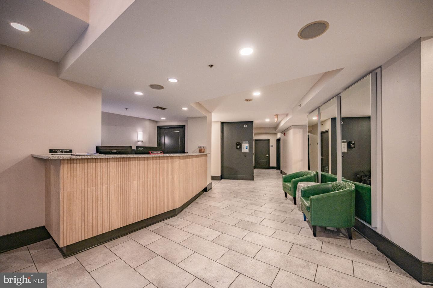 555 Massachusetts Avenue NW #506 photo 31