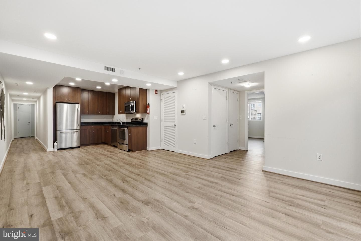 1423 Newton Street NW #104 photo 16