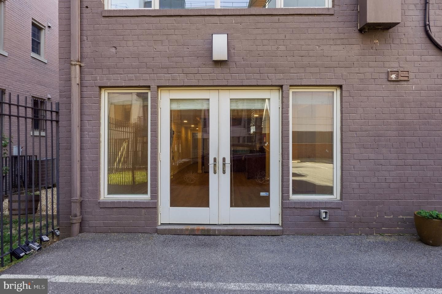 1423 Newton Street NW #104 photo 29