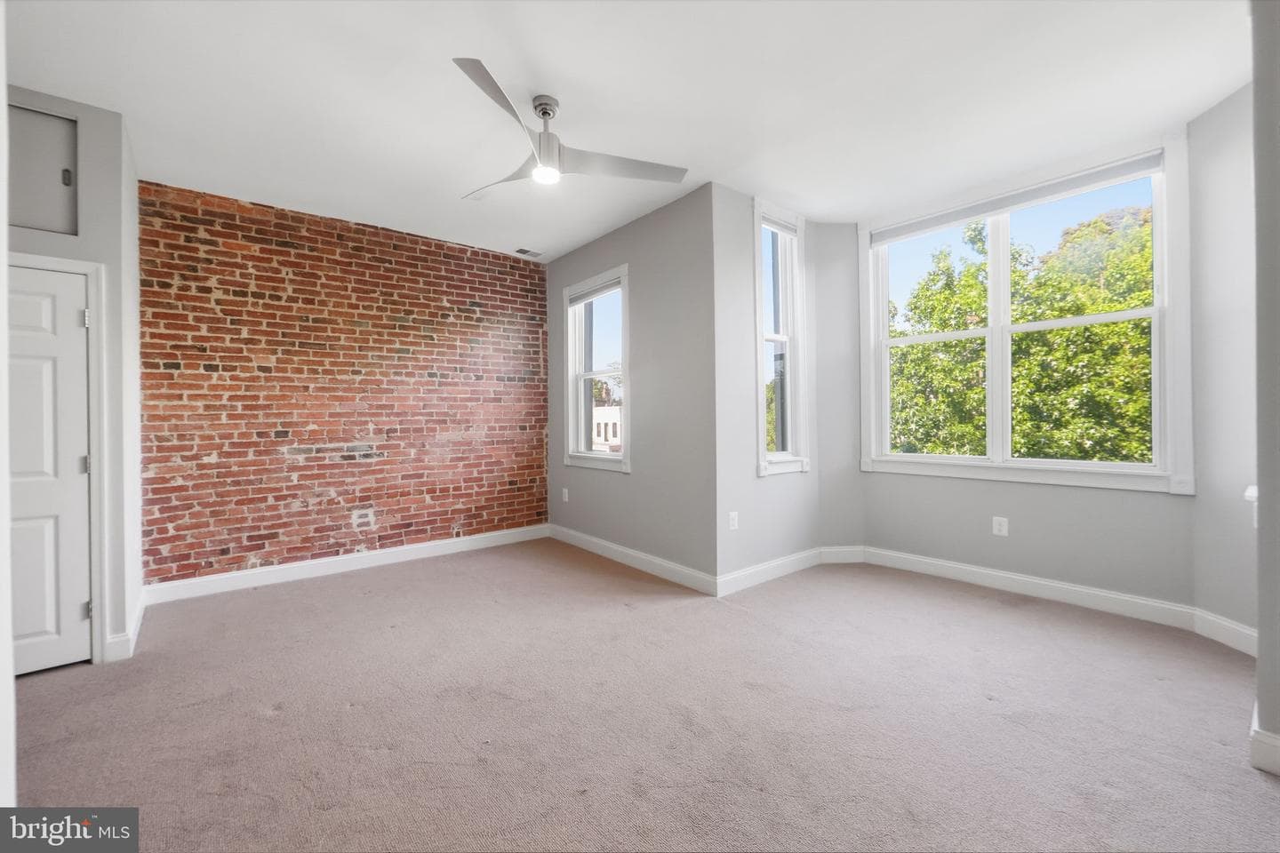 706 12th Street NE photo 22