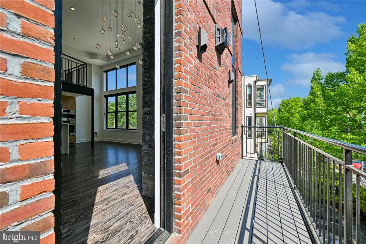 1111 W Street NW #12 photo 44
