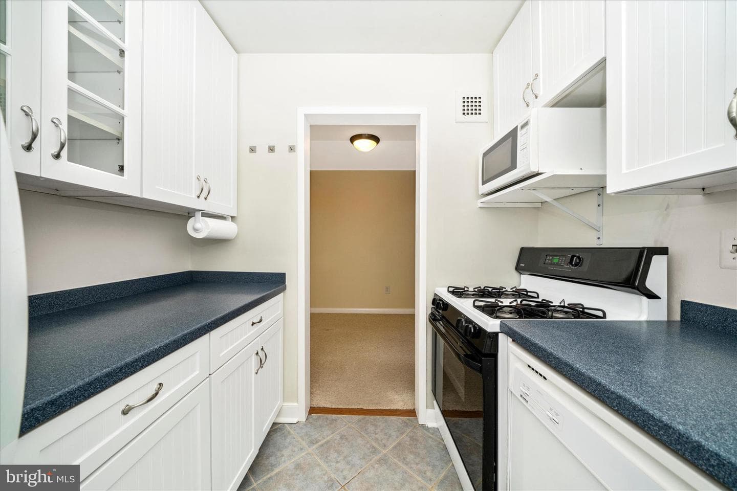 2400 NW 41st Street NW #403 photo 16