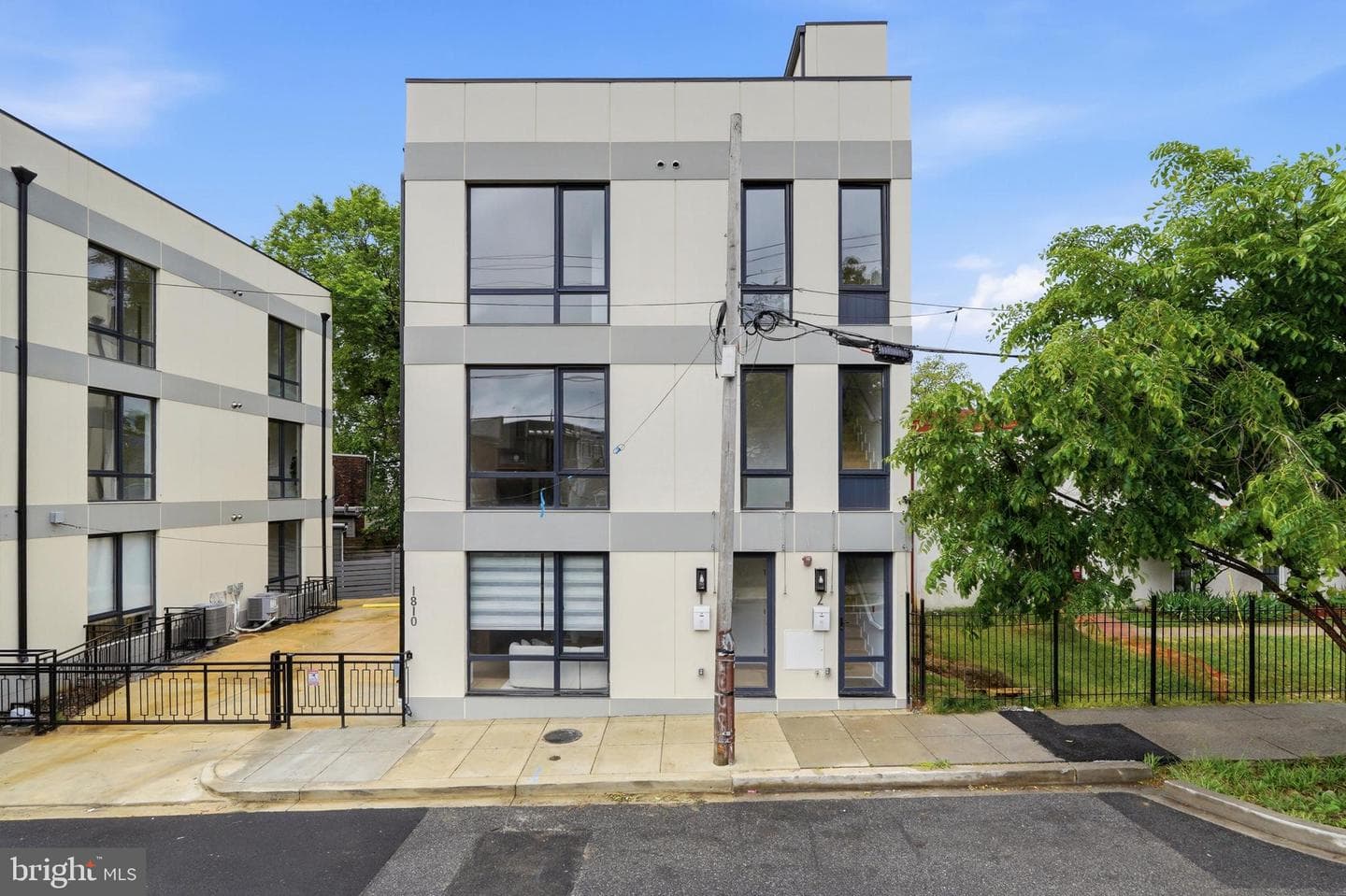 1810 Central Place NE #1, Washington