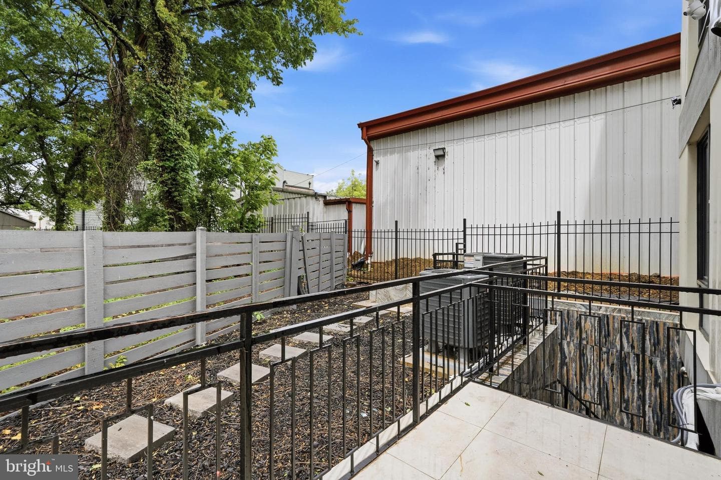 1810 Central Place NE #1 photo 32