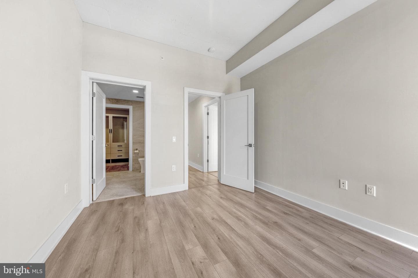 88 V Street SW #808 photo 22