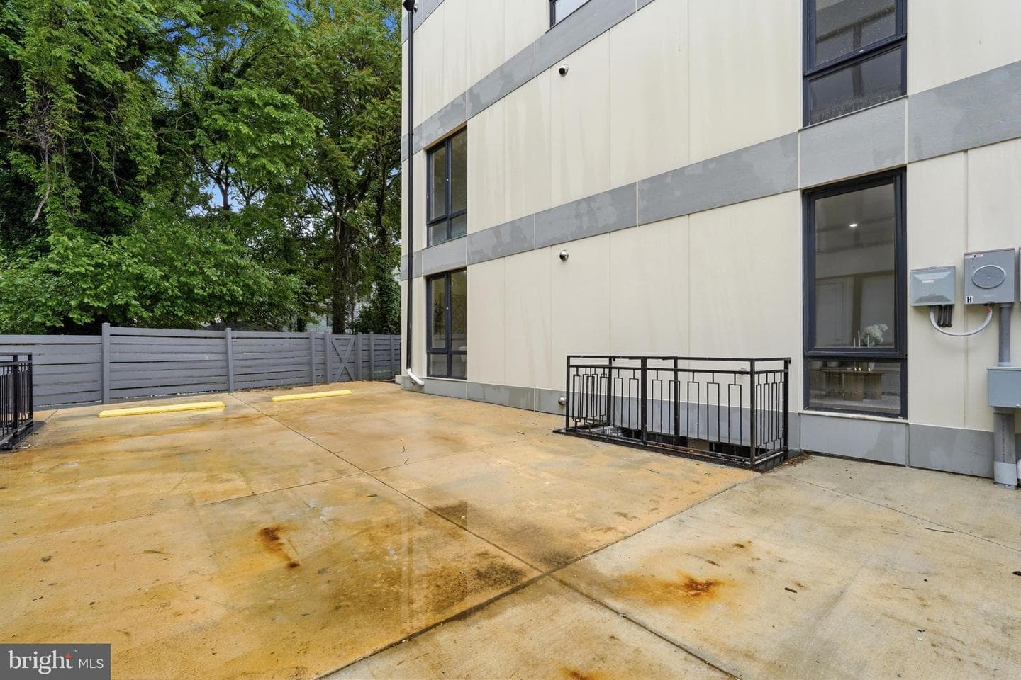 1850 Capitol Avenue NE #2 photo 45