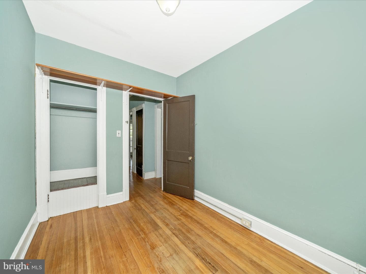4818 7th Street NW photo 16