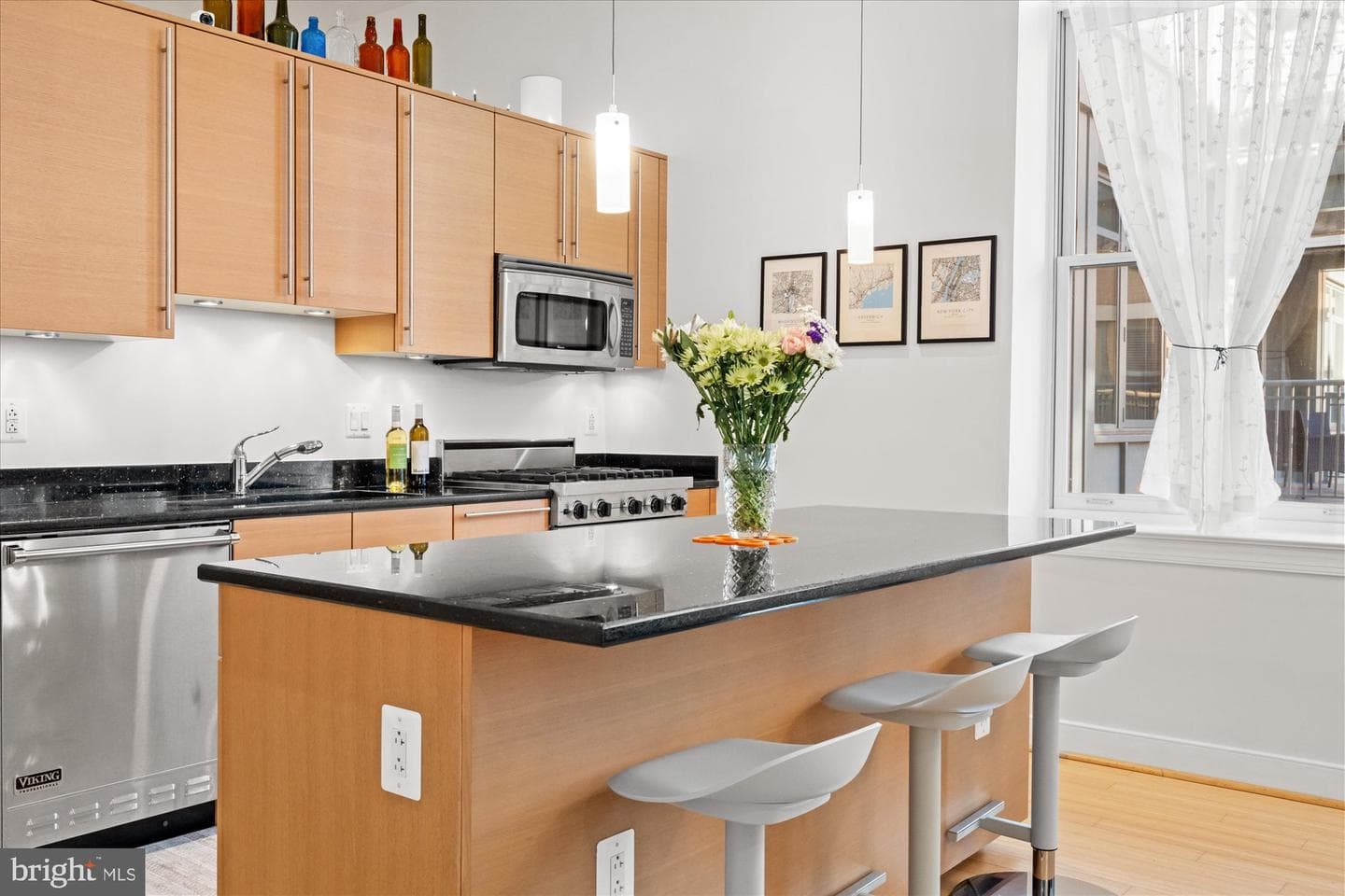 2425 L Street NW #324 photo 25