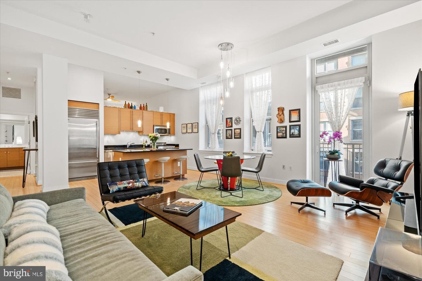2425 L Street NW #324 photo 9