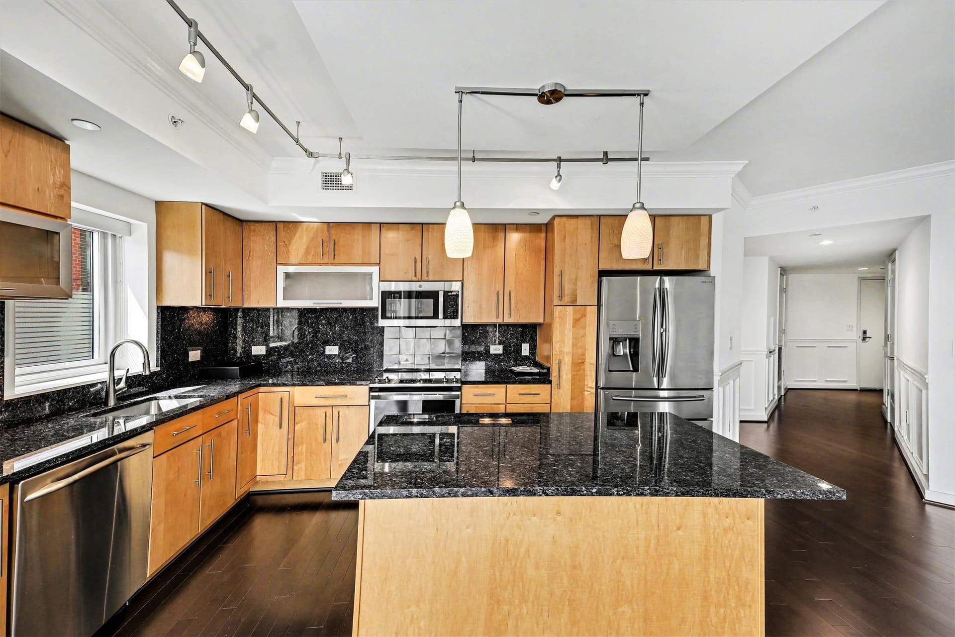1025 1st Street SE #906 photo 6