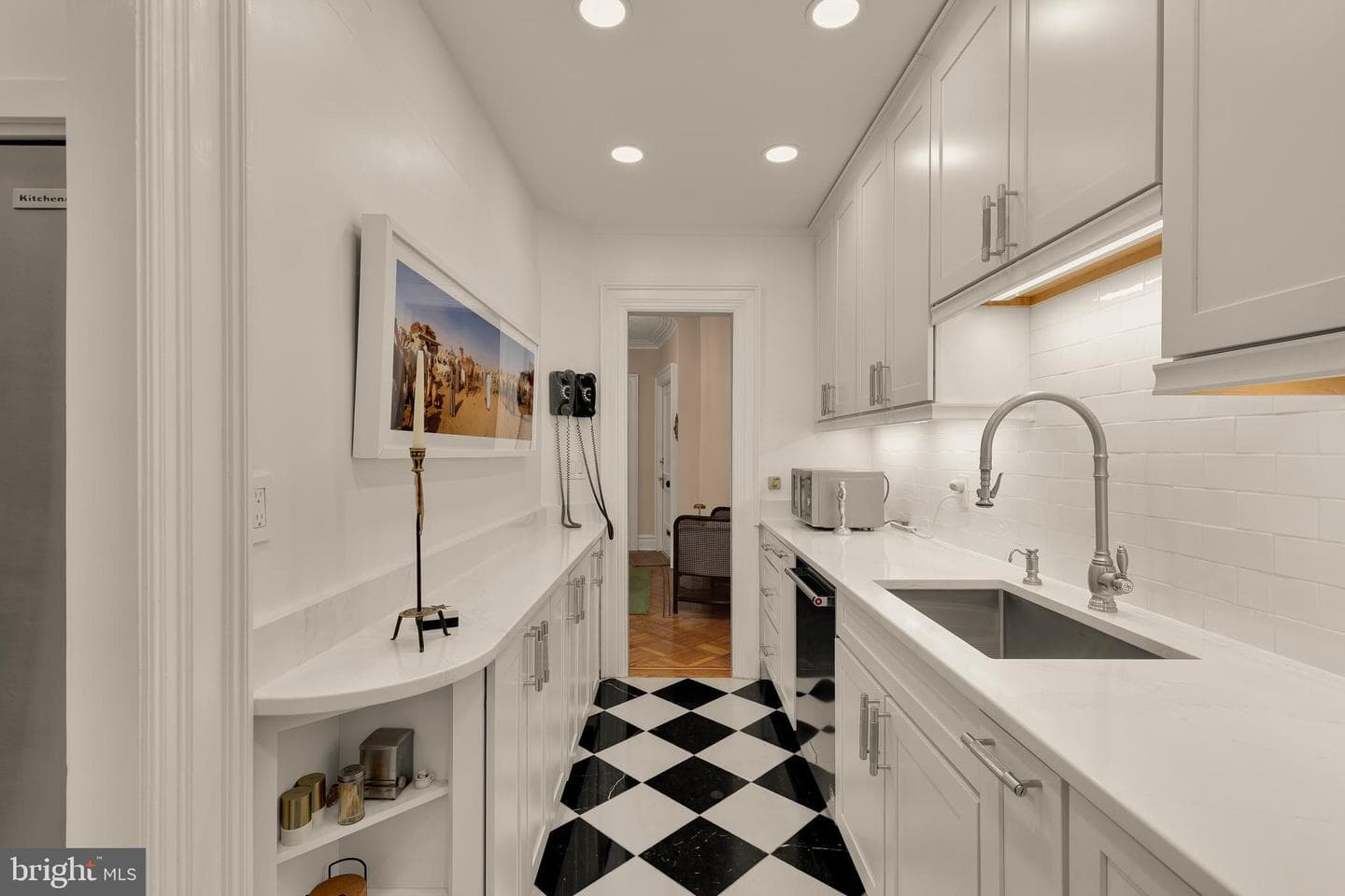 2039 New Hampshire Avenue NW #301 photo 16