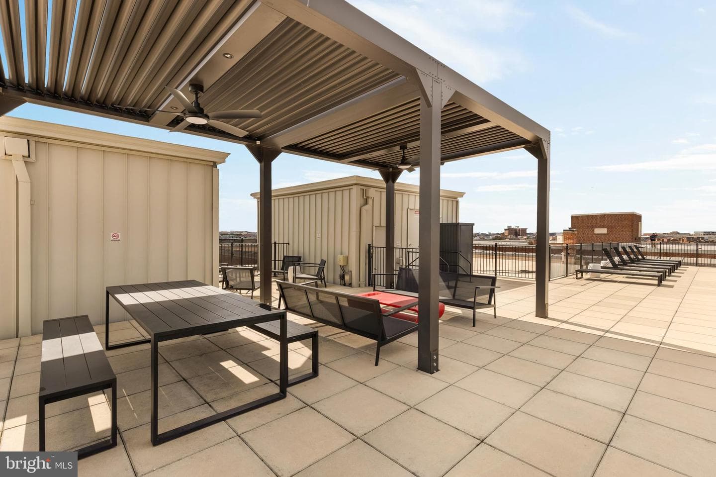 2039 New Hampshire Avenue NW #301 photo 36