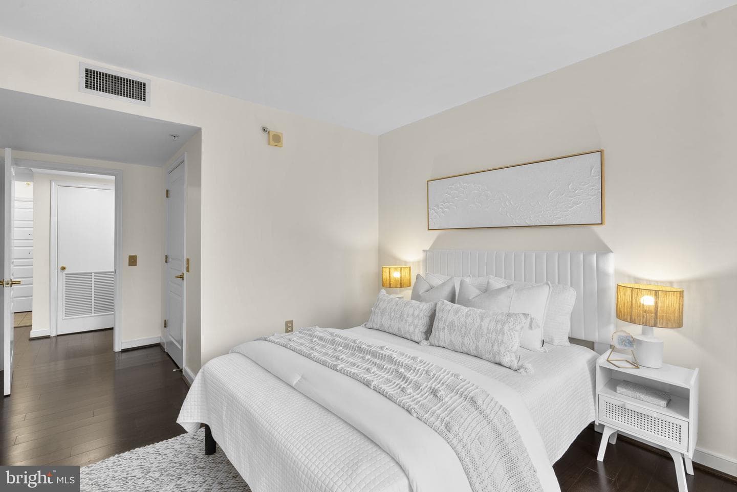631 D Street NW #1129 photo 18
