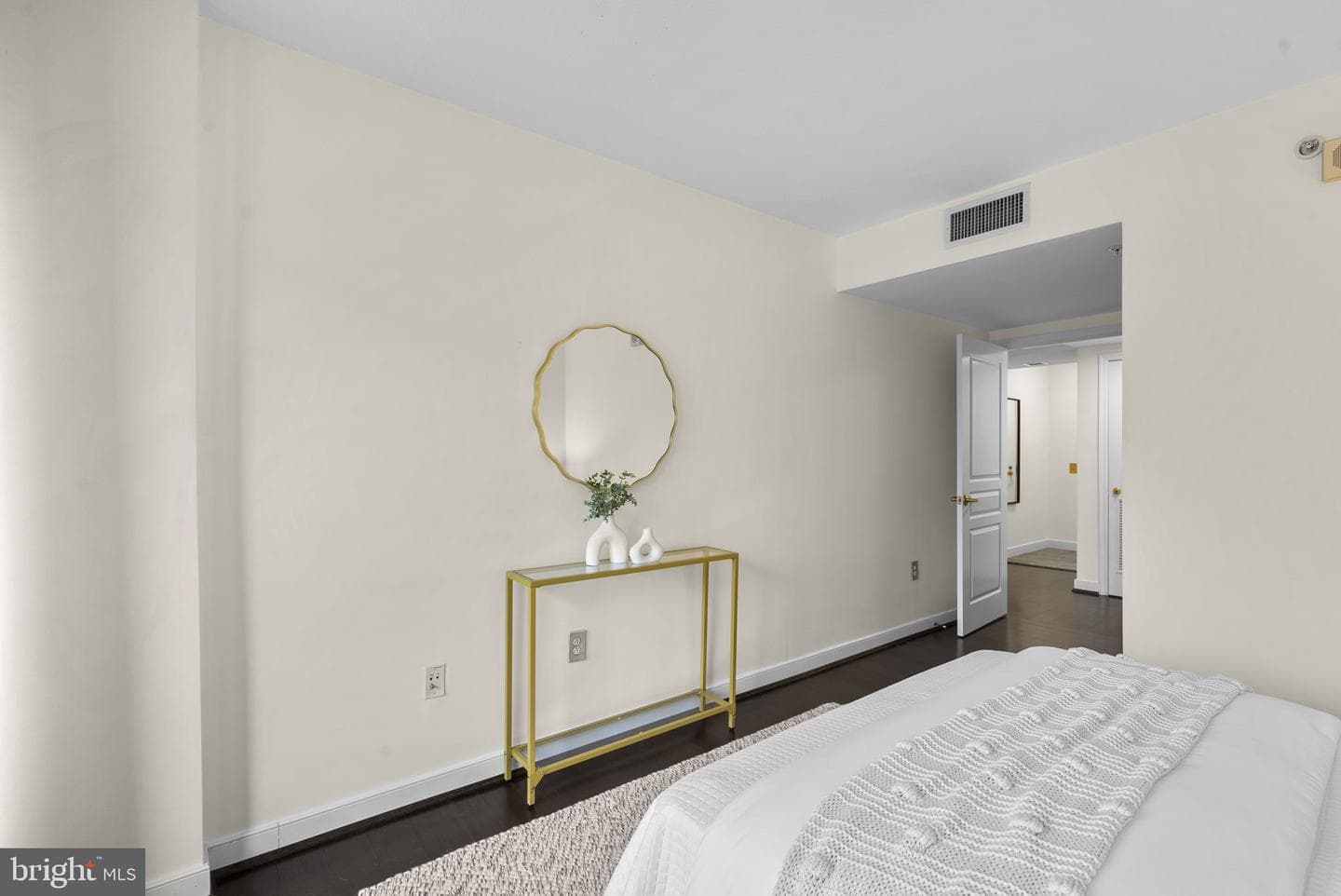 631 D Street NW #1129 photo 19