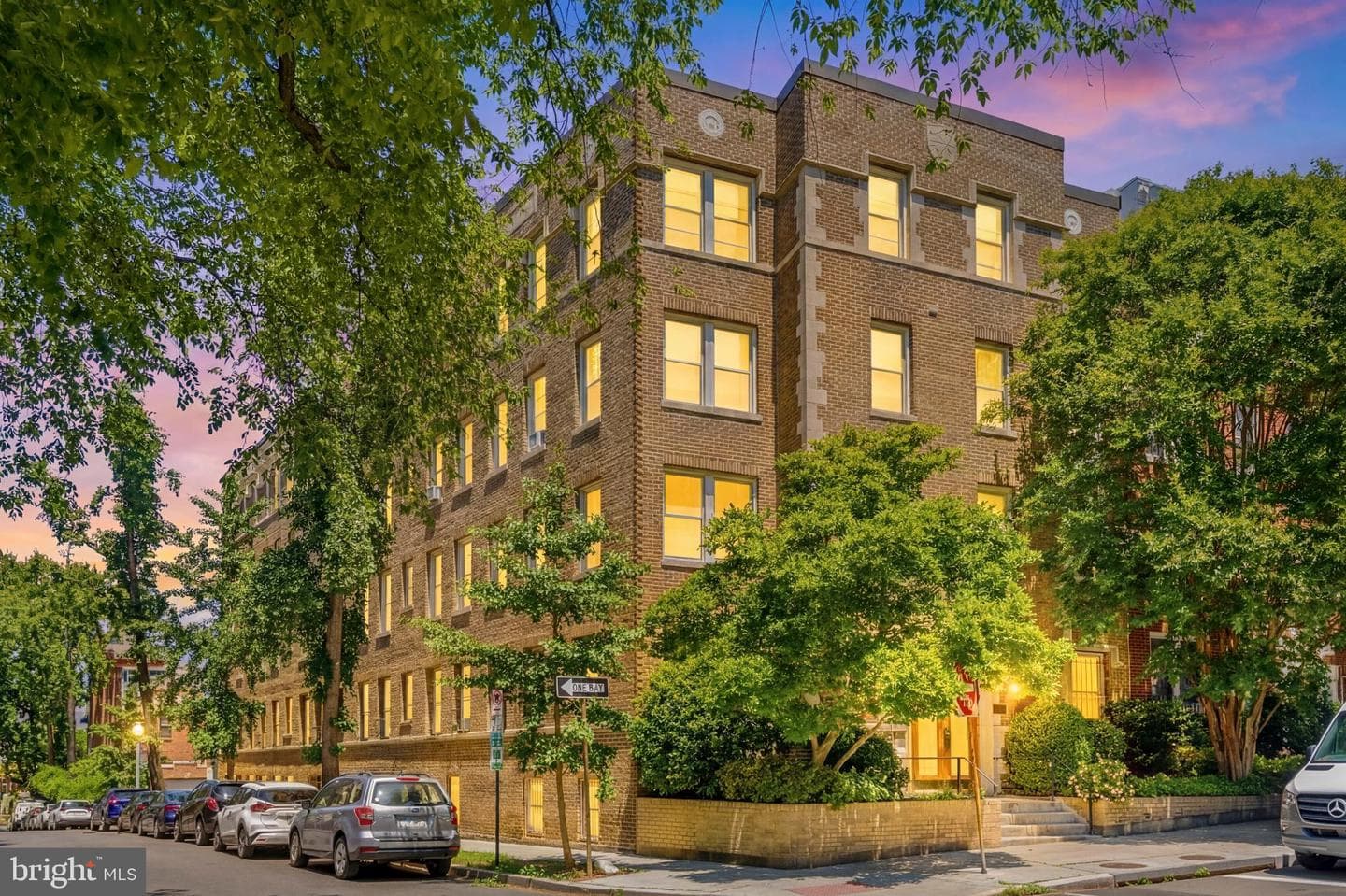 1875 Mintwood Place NW #36 photo 22