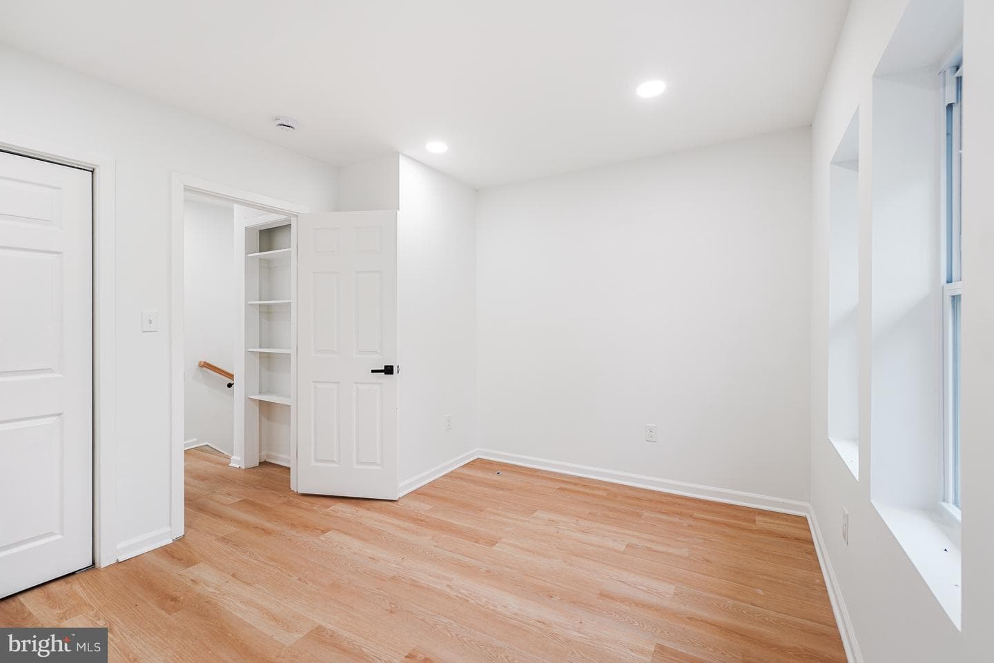1721 L Street NE photo 20