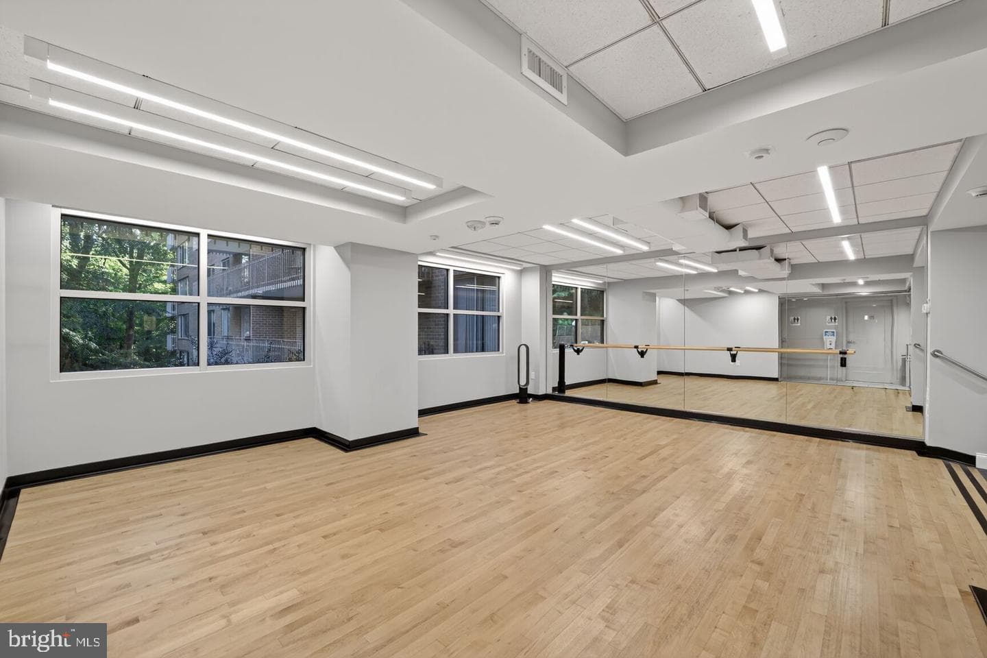 4100 Cathedral Avenue NW #615 photo 43