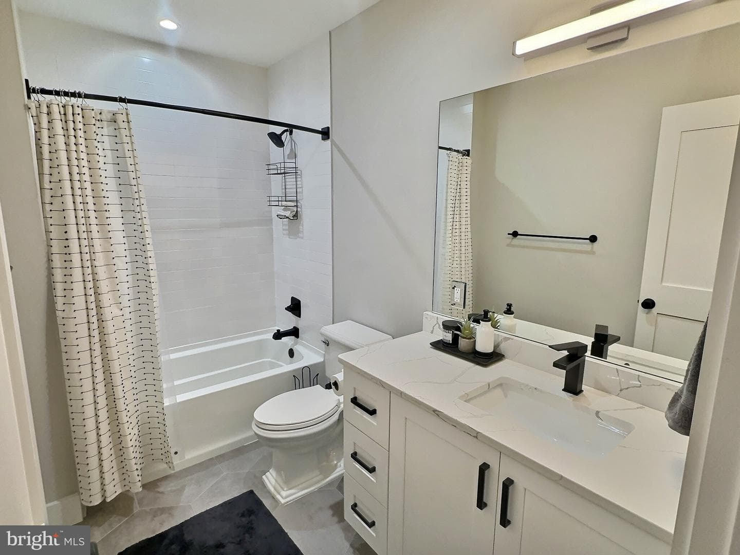 1420 Staples Street NE #1 photo 9