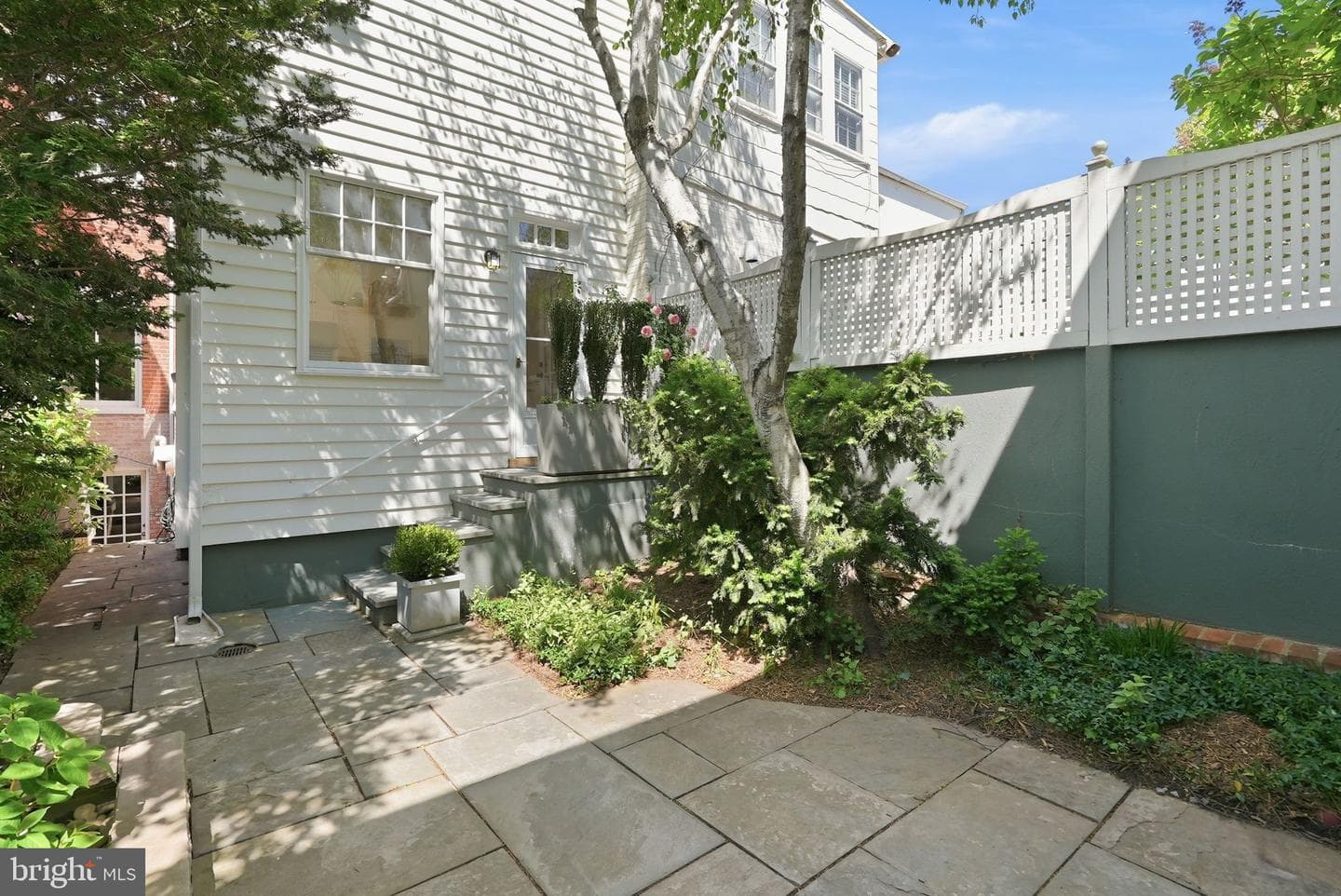 1633 35th Street NW photo 27