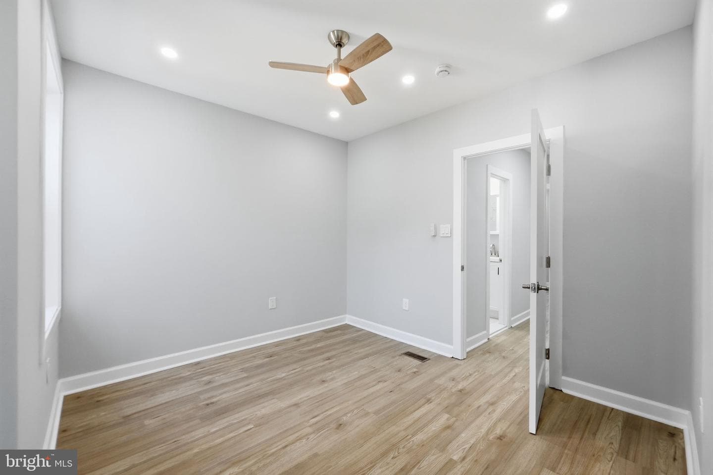 1209 Shepherd Street NW photo 18