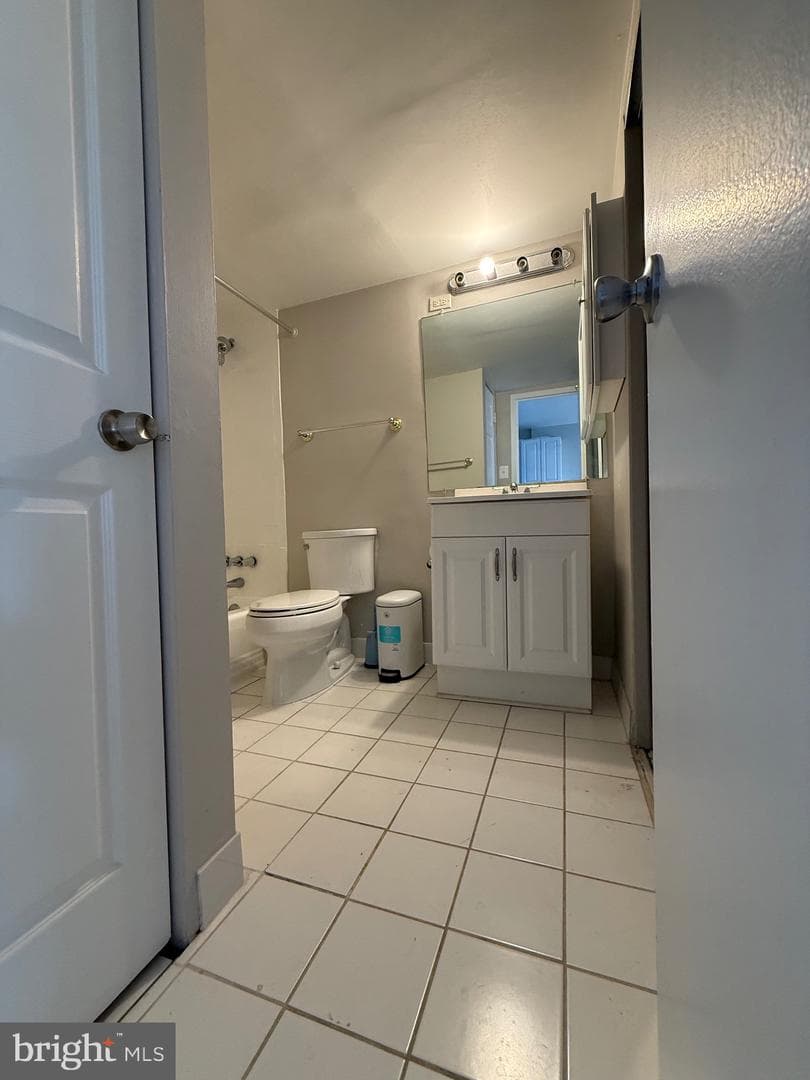922 24th Street NW #412 photo 16