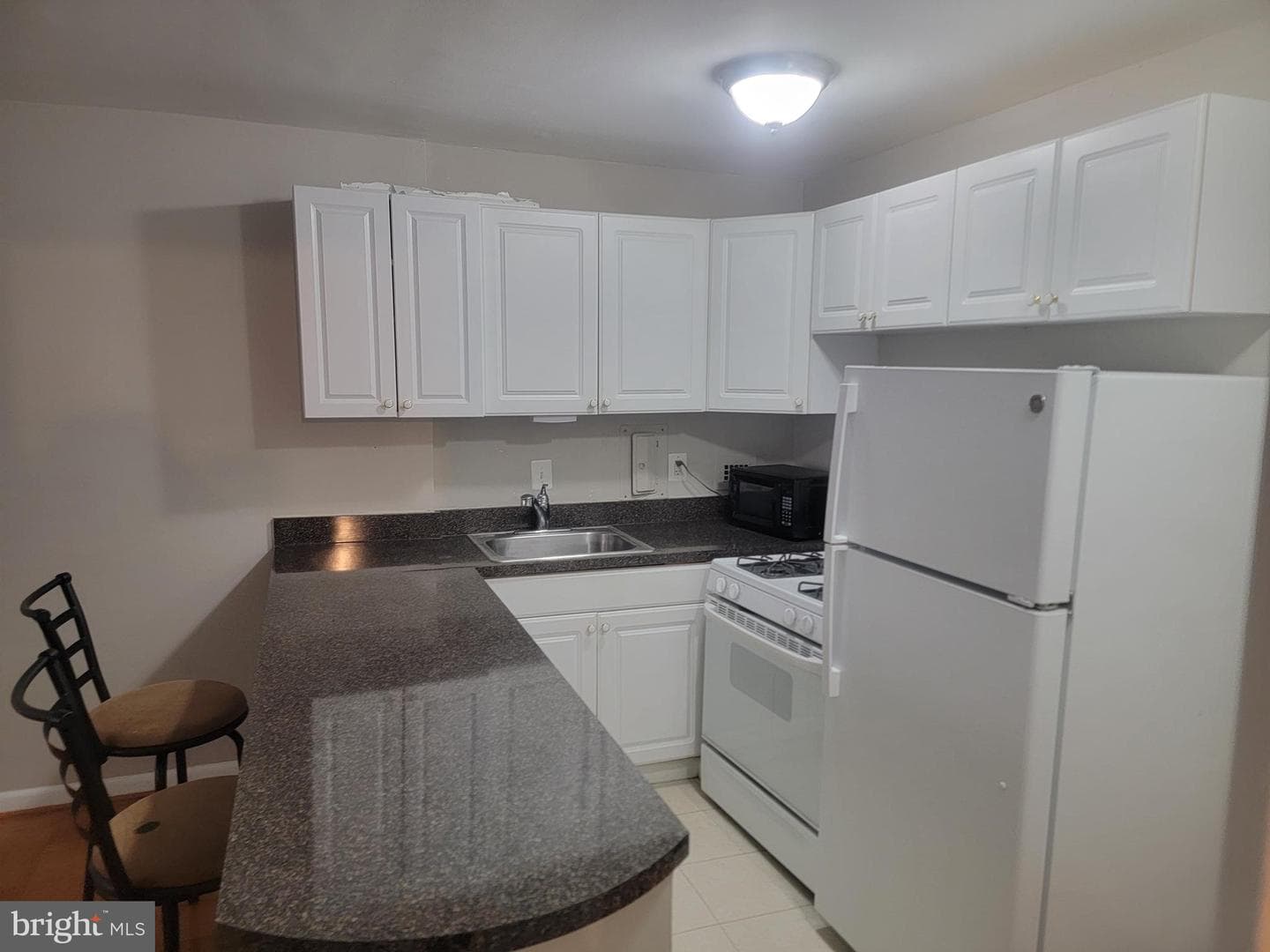 922 24th Street NW #412 photo 3