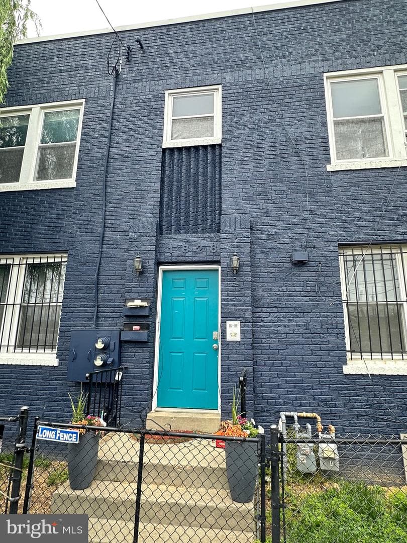 1828 Capitol Avenue NE #a, Washington