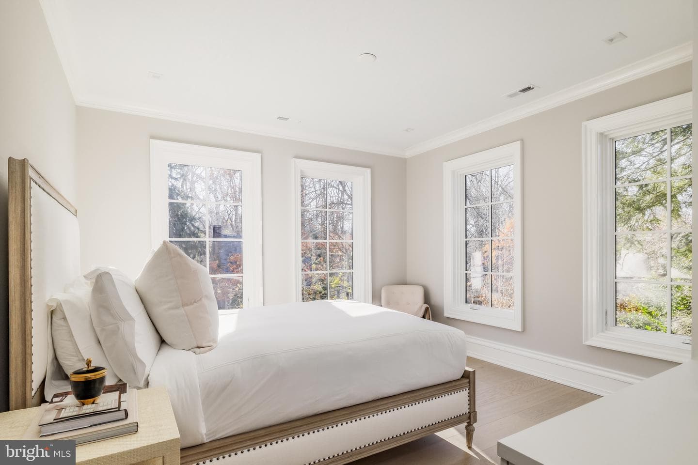 4939 Quebec Street NW photo 32