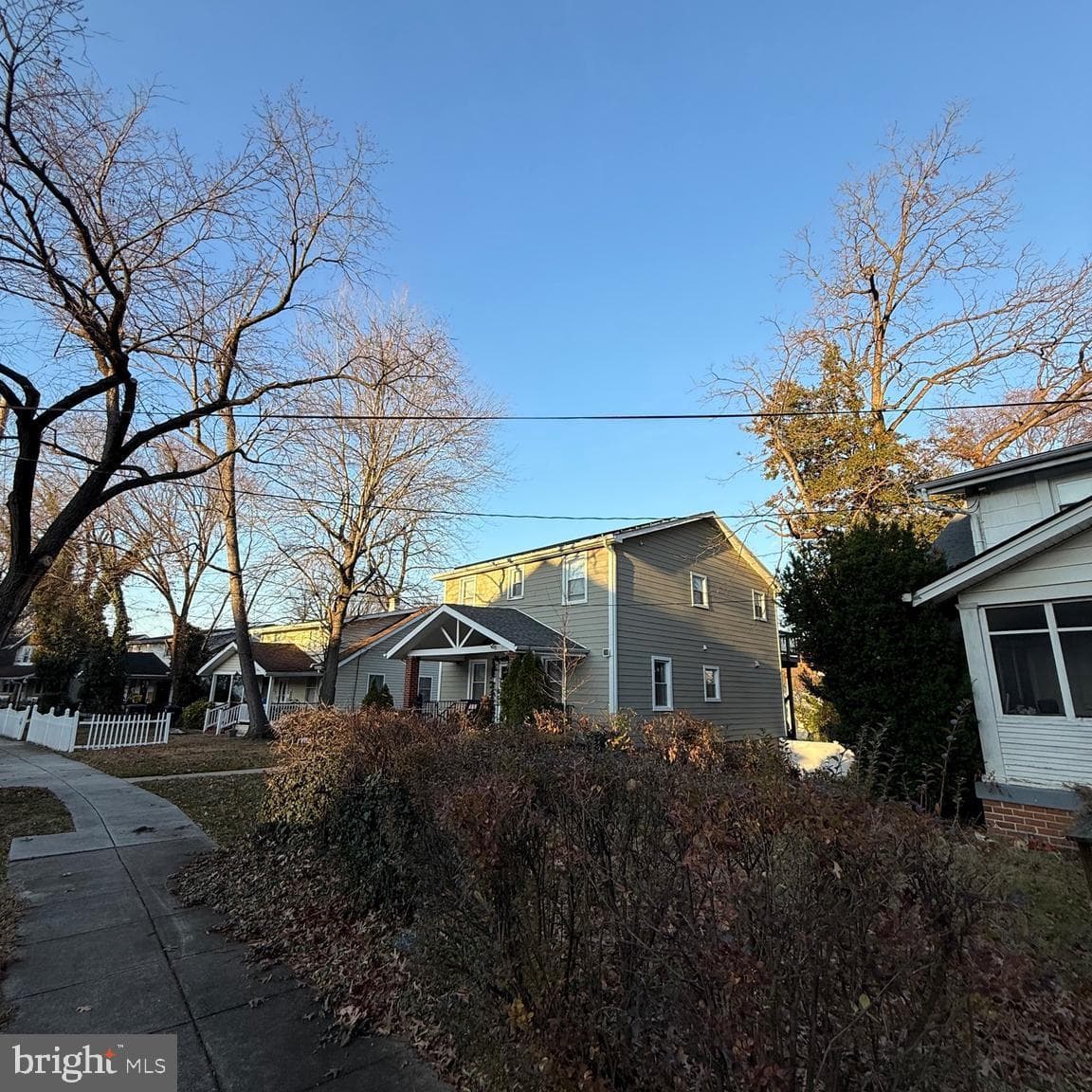 2137 30th Street NE photo 3