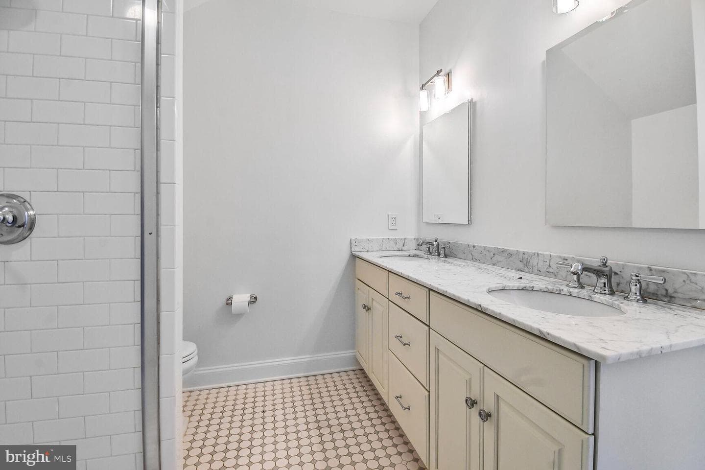 1935 Foxview Circle NW photo 38