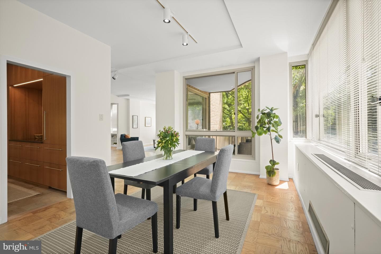 4101 Cathedral Avenue NW #504 photo 11