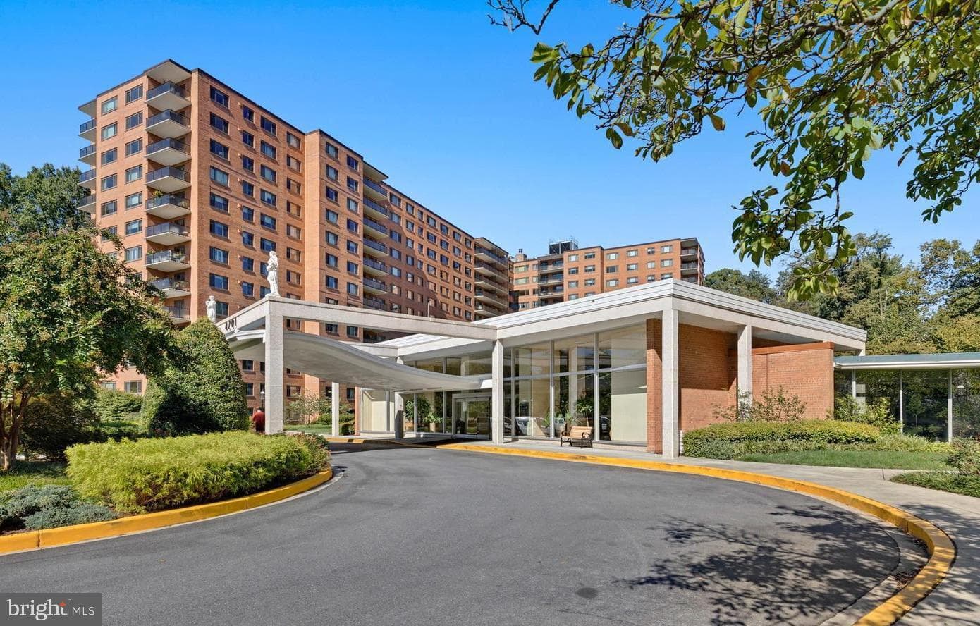 4201 Cathedral Avenue NW #220e, Washington