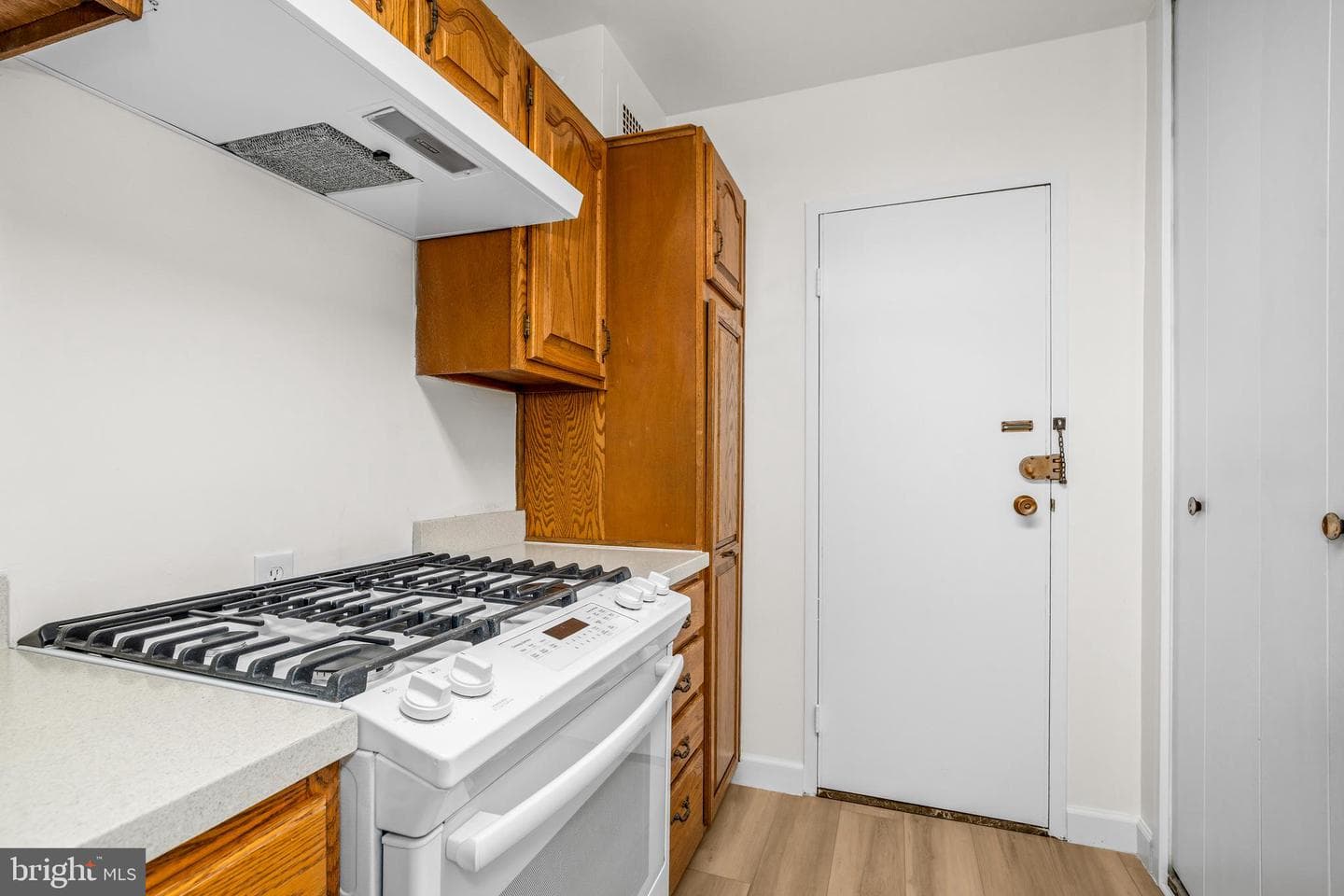 4201 Cathedral Avenue NW #220e photo 21