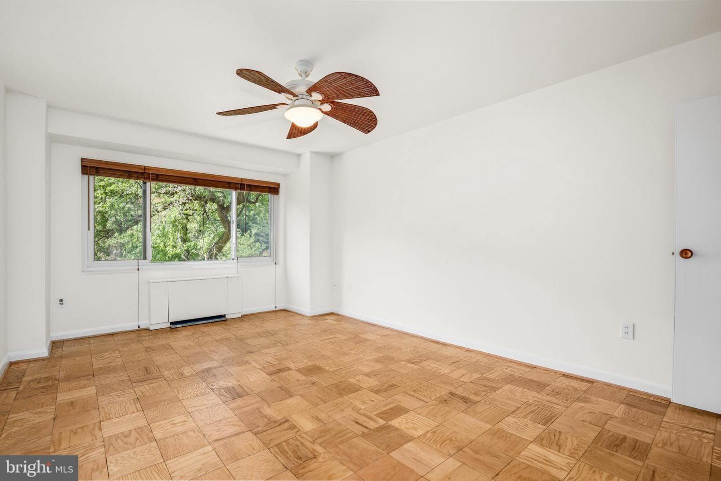 4201 Cathedral Avenue NW #220e photo 27