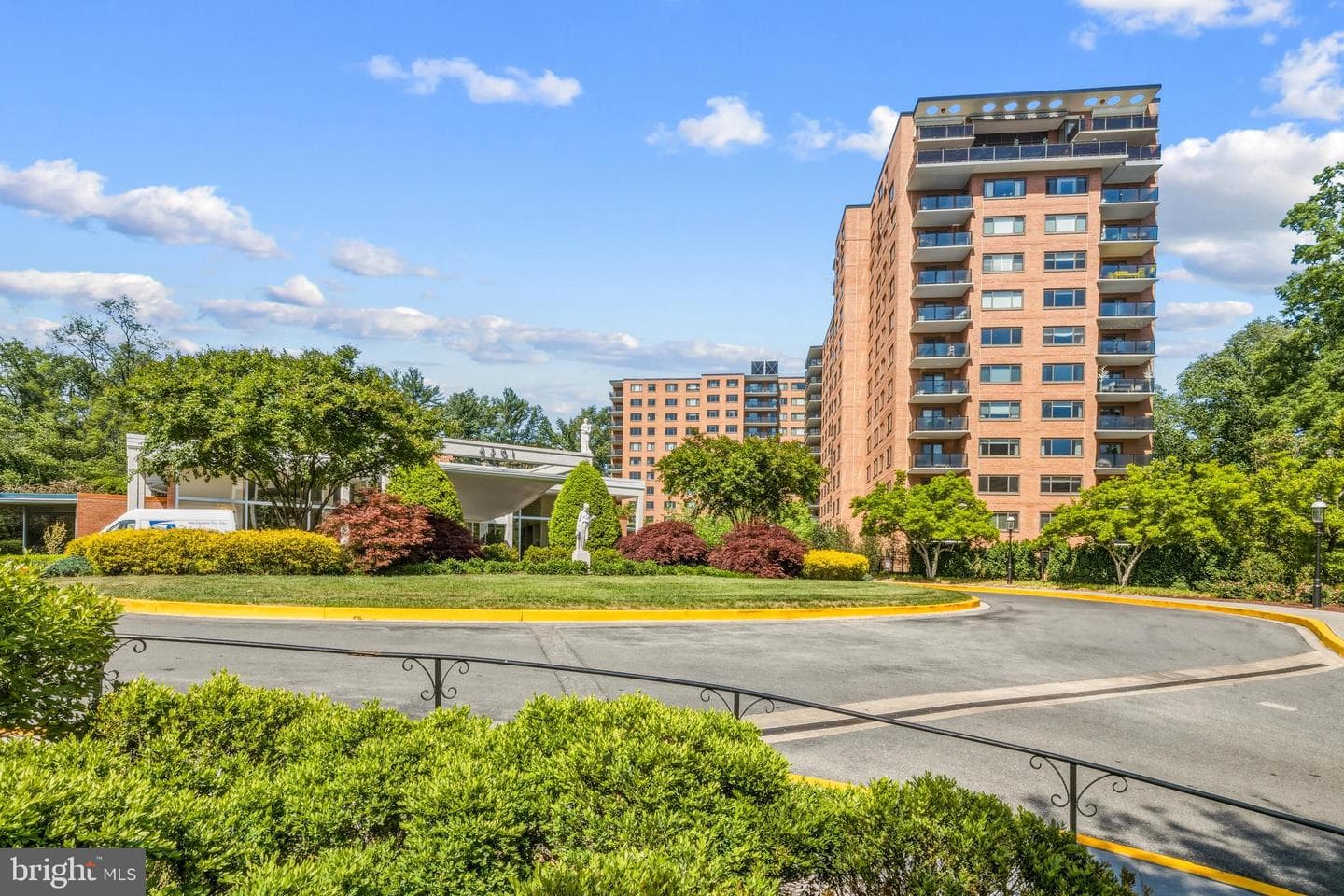 4201 Cathedral Avenue NW #220e photo 39