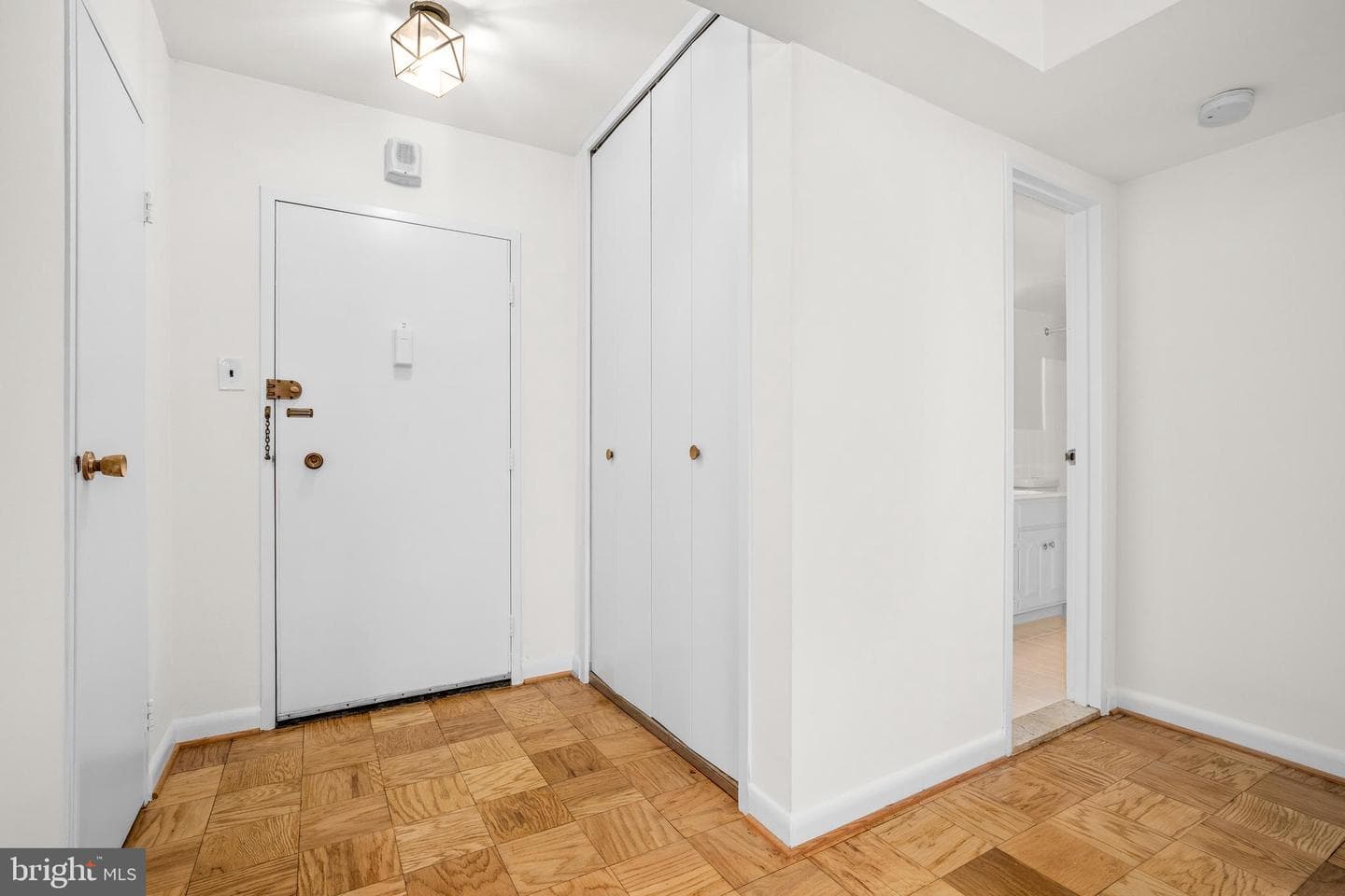 4201 Cathedral Avenue NW #220e photo 5