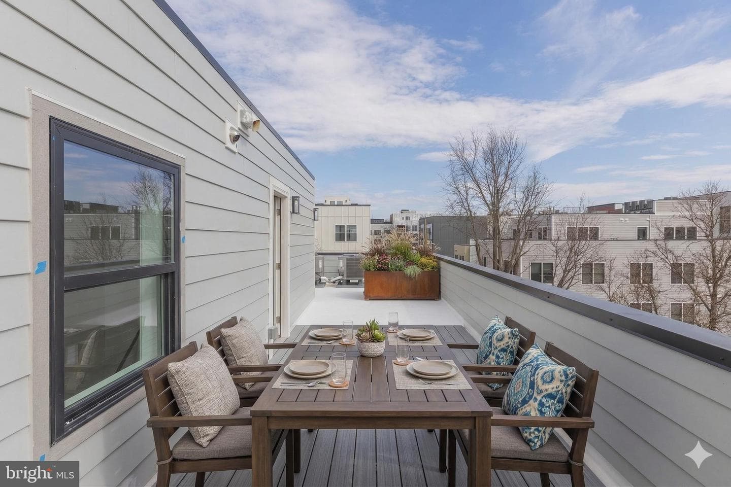 1012 17th Place NE #seven, Washington