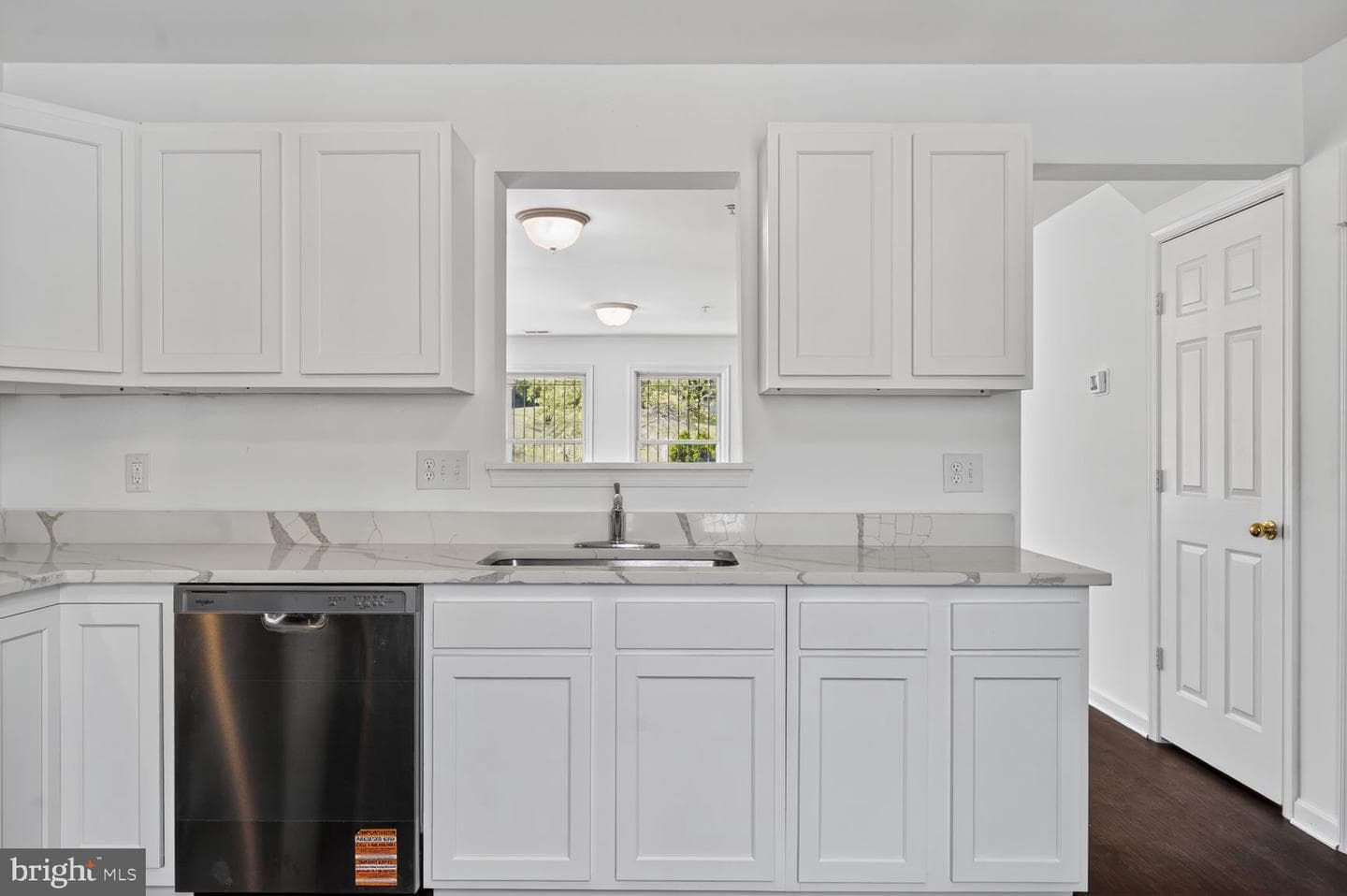 227 54th Street NE photo 6
